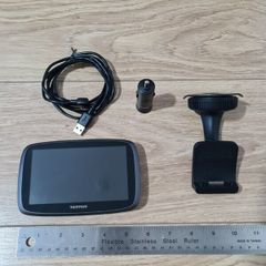 TomTom 510 lifetime maps, speed cameras, recharging points