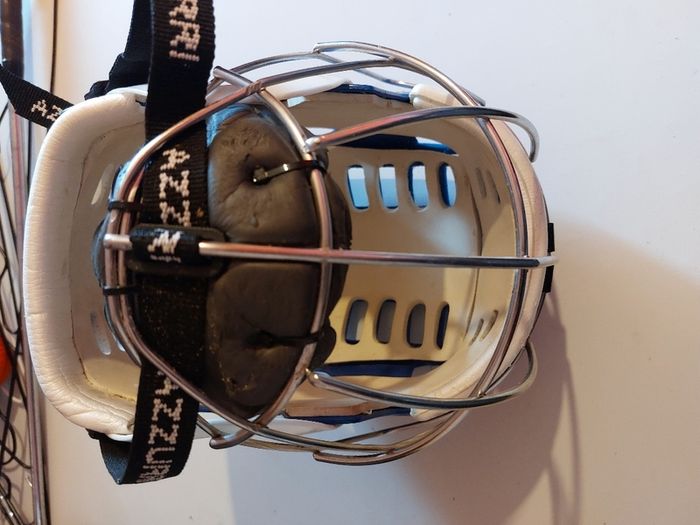 azzurri hurling helmet