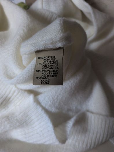 V. Code Jumper ( Designed in France).  B.N.W.T.