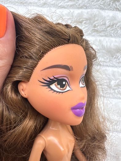 Bratz Sleep Over party Yasmin MGA Used Please see photos