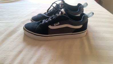 Boys shoes (Vans)