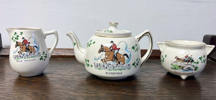 vintage Carrigaline Pottery