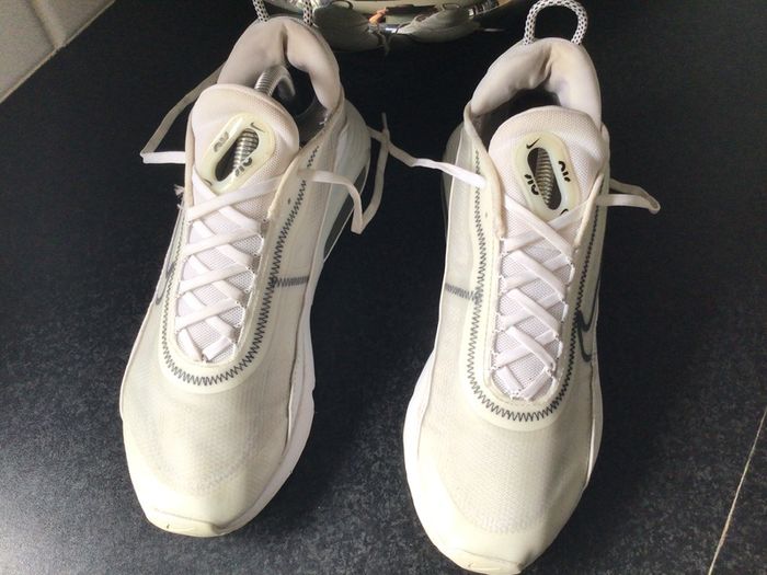 Nike 2090 Triple White Size 9 Mens