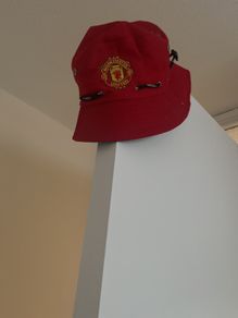 bucket hat