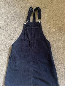 Black pinafore