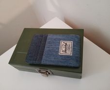 Herschel Supply Raven RFID card wallet