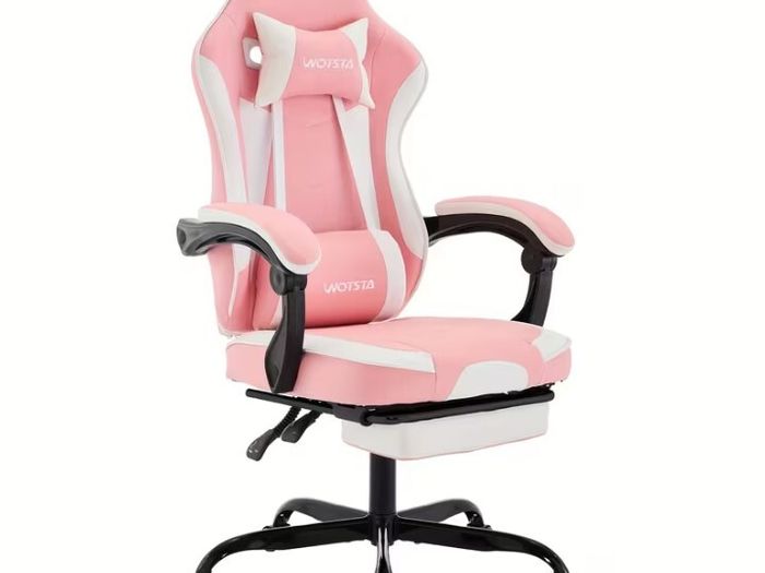 Gaming chair with footrest