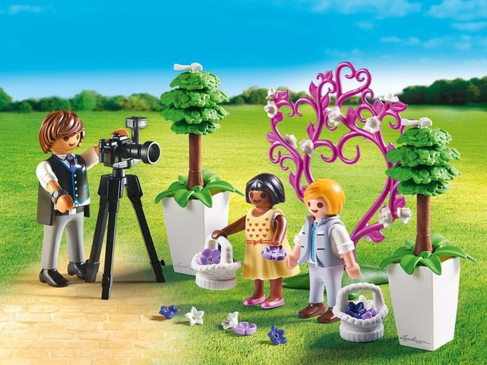 4 Sets | Age 4+ - Playmobil Collectible Figures | Children with Sledge, Sunbather, Young Lucky And Mum Milagro, Flower Children and Photographer