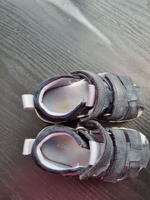 Baby sandals