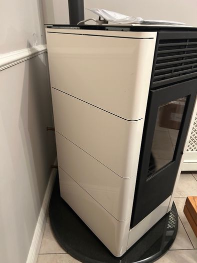 Wood pellet stove