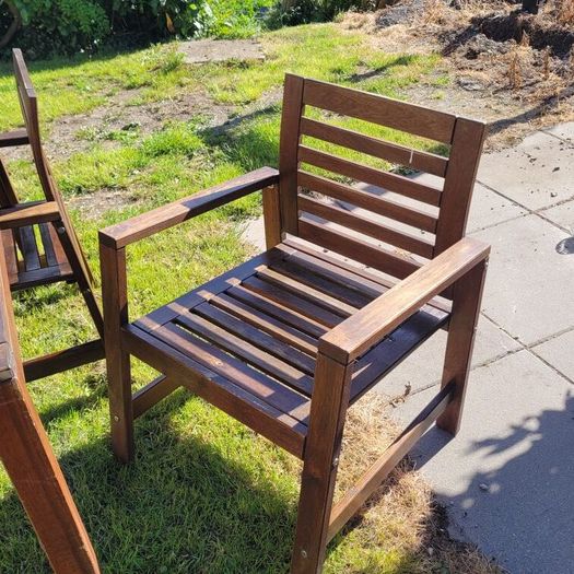 Garden Furniture - Table and Four Chairs.
