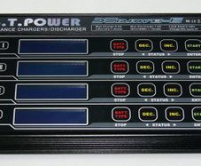 Quattro Charger XD6 - 4 multi-chargers in 1