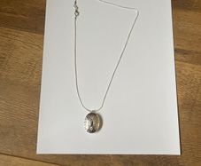 Stunning Silver Locket Pendent and Silver Chain