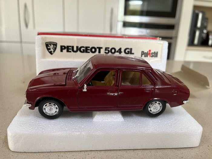 Peugeot 504 GL scale 1/25 Year 1976 Polistil Rare