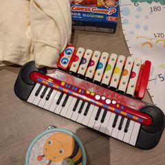 Kids toys, books and games