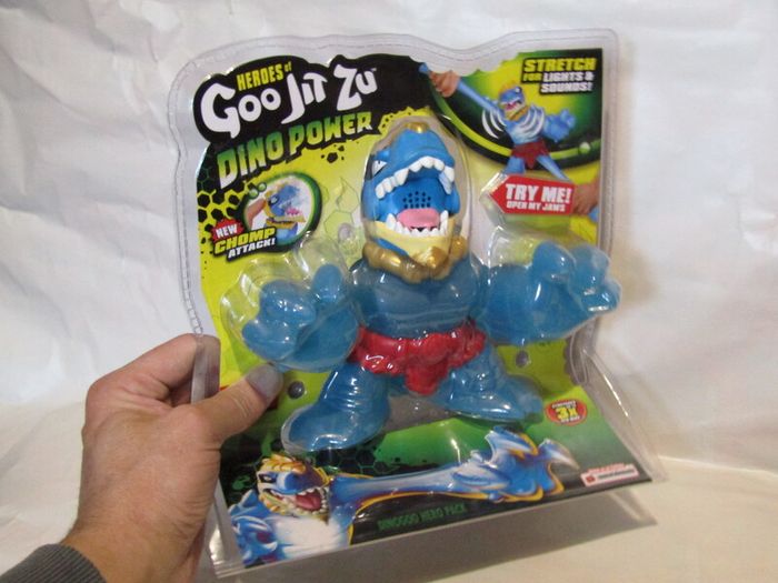 Heroes of Goo Jit Zu Large XL Dino Power Pack Dinogoo Tyro T-Rex With Lights And Sounds Brand New Sealed Very Rare Hard To Find