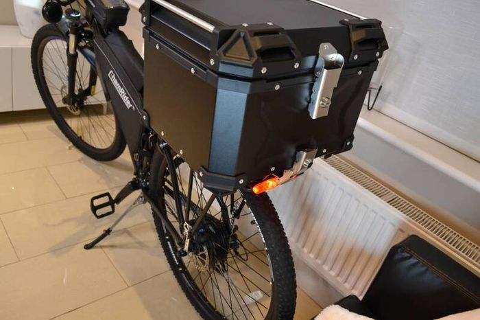45L Motorcycle Top Box Motorbike and Bycicle Rear Luggage Case Tailbox