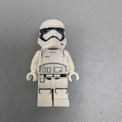 100% lego Star Wars First Order Stormtrooper (Pointed Mouth) sw0905