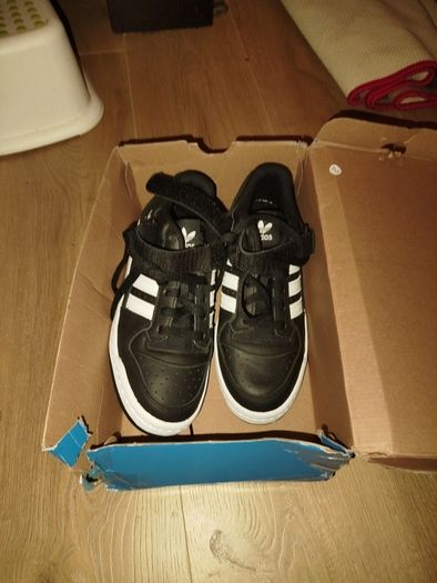 Boys Trainers UK 5.5