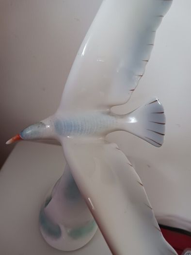Hollohaza porcelain bird / 1979- 1985 Date Mark,