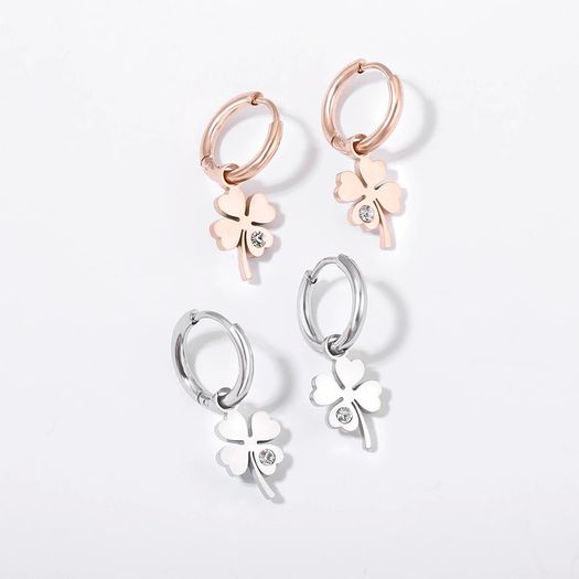 Women's jewelry; Clover-shaped earrings