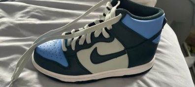 nike Jordan high tops