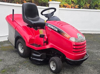 Honda ride on lawnmower