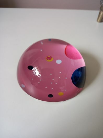 Paper weight
