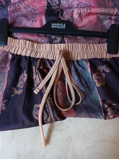 Romwe  Long   Skirt.  Size  XL - 16. & Free Skirt - 16. New.