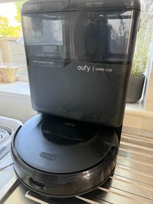 Eufy Omni c20