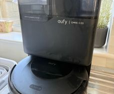 Eufy Omni c20