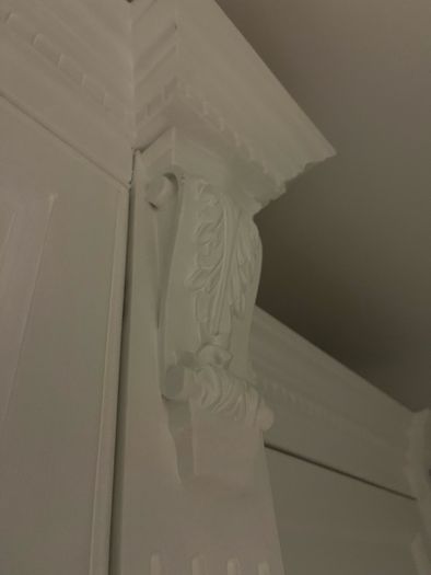 Solid wood in frame kitchen