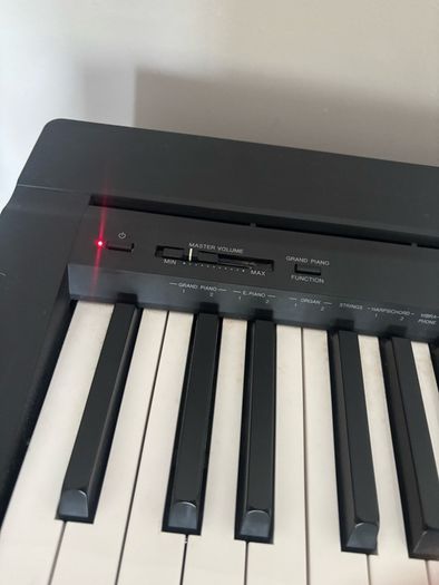 Yamaha Keyboard P35
