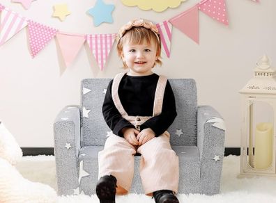 Kids Sofa Bed 2-in-1 Flip Out Cuddly Flannel Toddler Couch Convertible Sofa to Lounger Children Sofa Bed Children's Day and Birthday Gift for Girls Boys, Grey with Stars