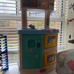 kitchen set with accessories
