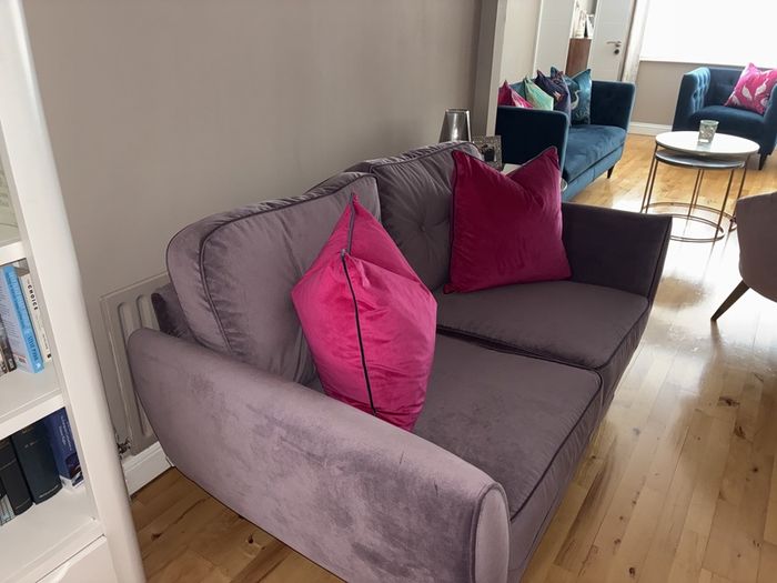 Sale of couch