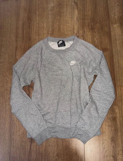 Nike sweatshirt