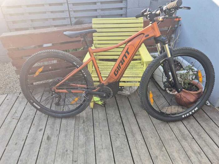 Giant electric Bicycle