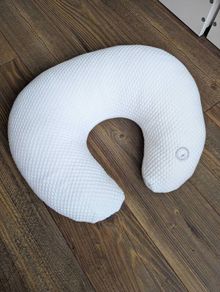 miniuno Bamboo Nursing and Feeding Pillow