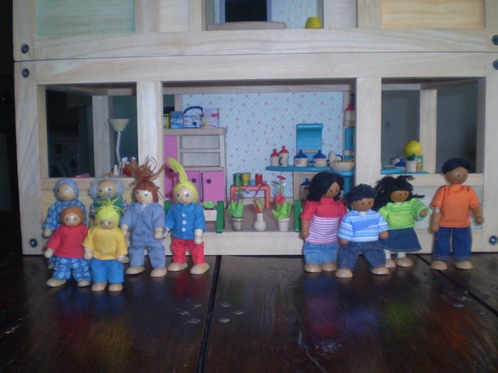 Doll's 3 storey Terrace House and accessories