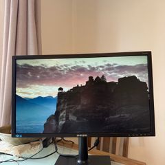 Samsung 24 Monitor