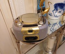 Philips cd and radio cassette player