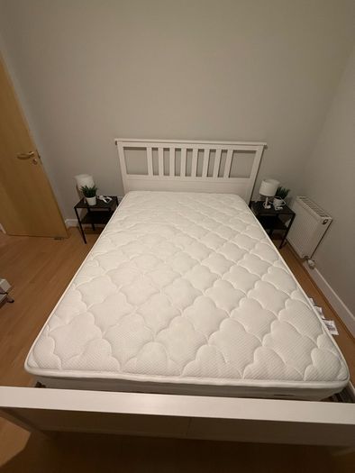Brand new memory foam and pocket sprung double mattress, bought by mistake