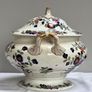 Large Georgian Tureen with Chinese Flower design  by Spode circa 1820 Image 2