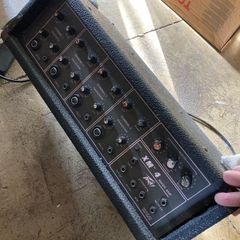 Peavey XM4 Mixer Amp