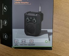 Mini guitar amp