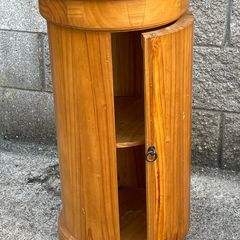 Reupholster project / locker