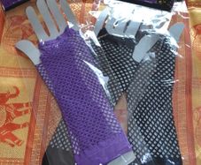 3 fingerless gloves