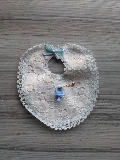 Vintage decoration bib&soother