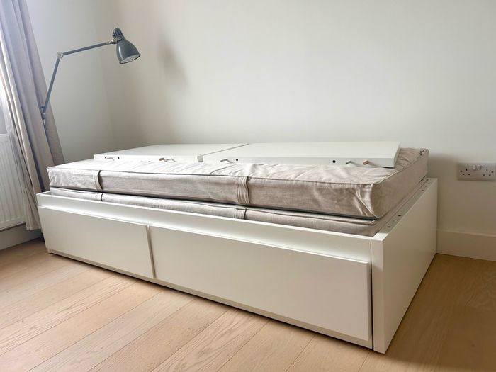 IKEA Flekke day bed